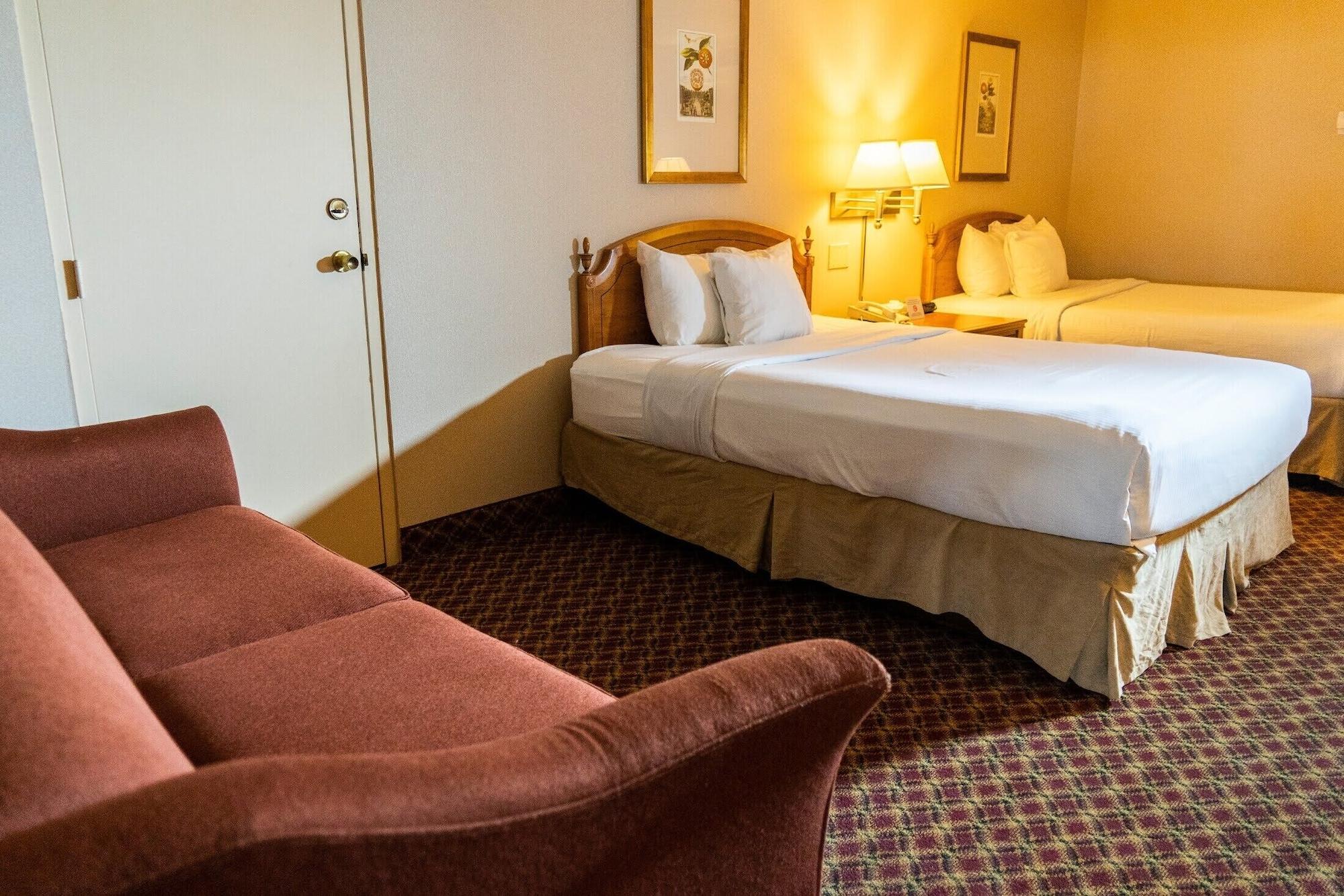 Ramada By Wyndham Topeka Downtown Hotel & Convention Center Luaran gambar