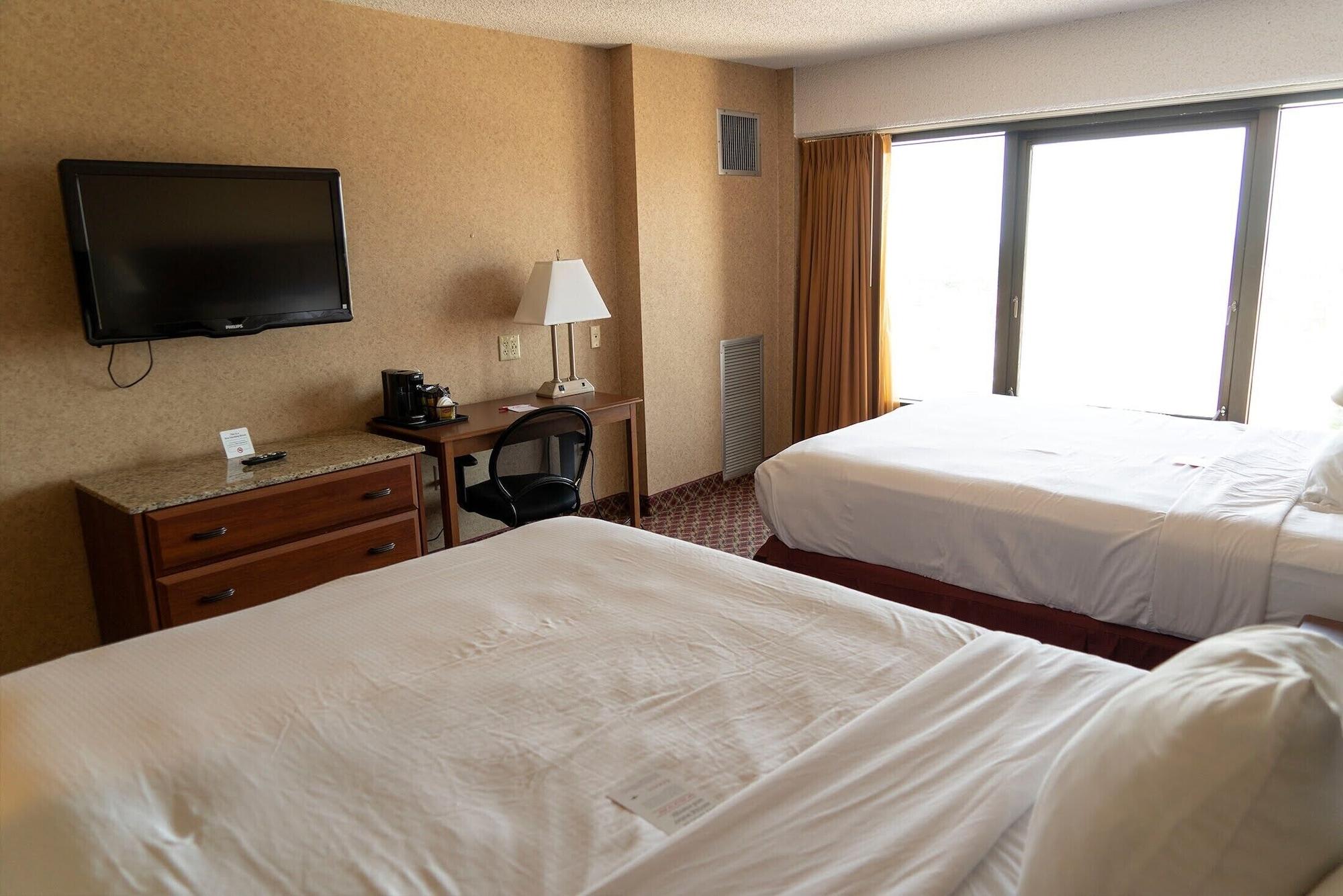 Ramada By Wyndham Topeka Downtown Hotel & Convention Center Luaran gambar